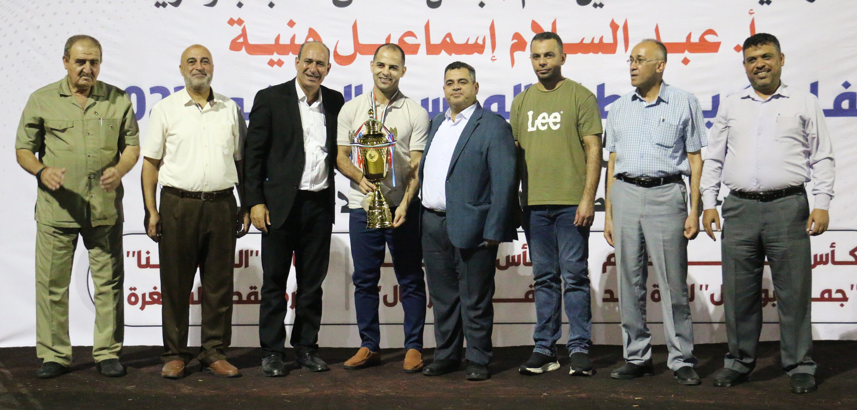 "هنية" ود."المجدلاوي" يكرمان أبطال "كمال الأجسام" و"الطائرة" و"اليد" و"الطاولة" و"القدم المصغرة" | 