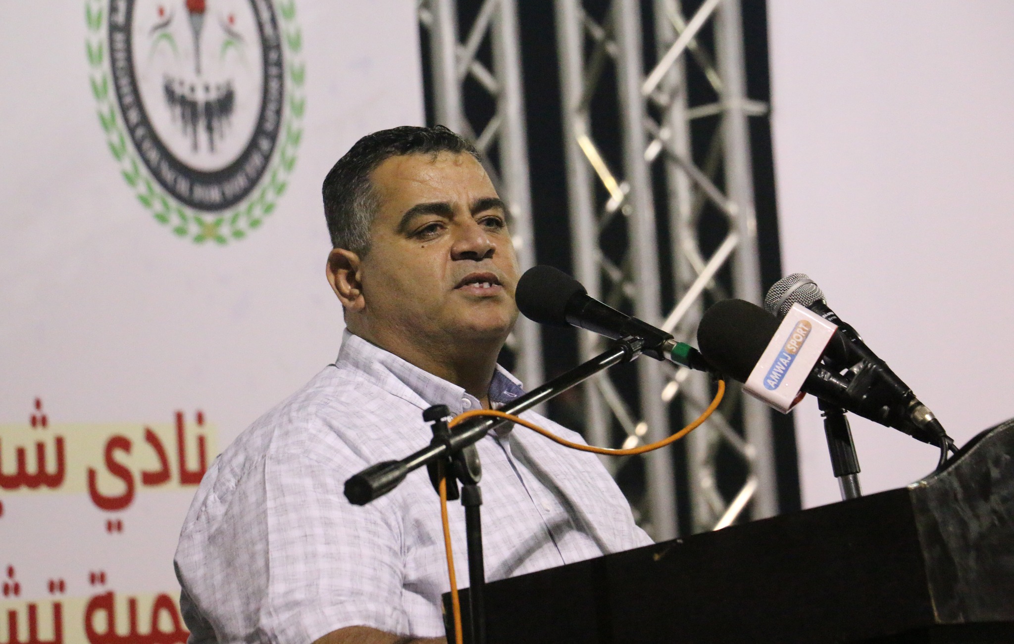 "هنية" يكرم أبطال كرة الطاولة والطائرة وأكاديمية تشامبيونز | 