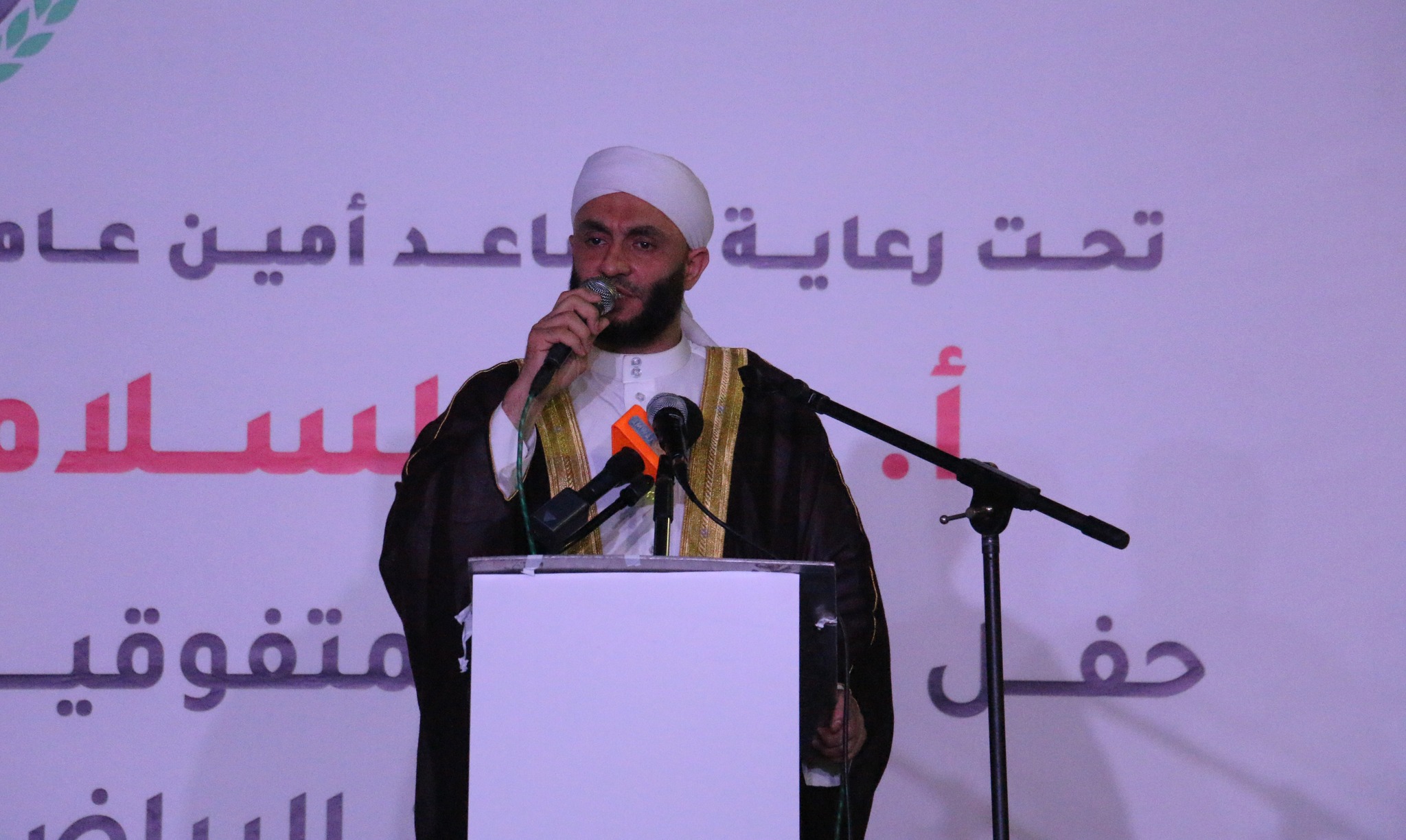 حفل تكريم 250 من المتفوقين من الرياضيين وأبناءهم في الثانوية العامة " فوج أقمار فلسطين " | 